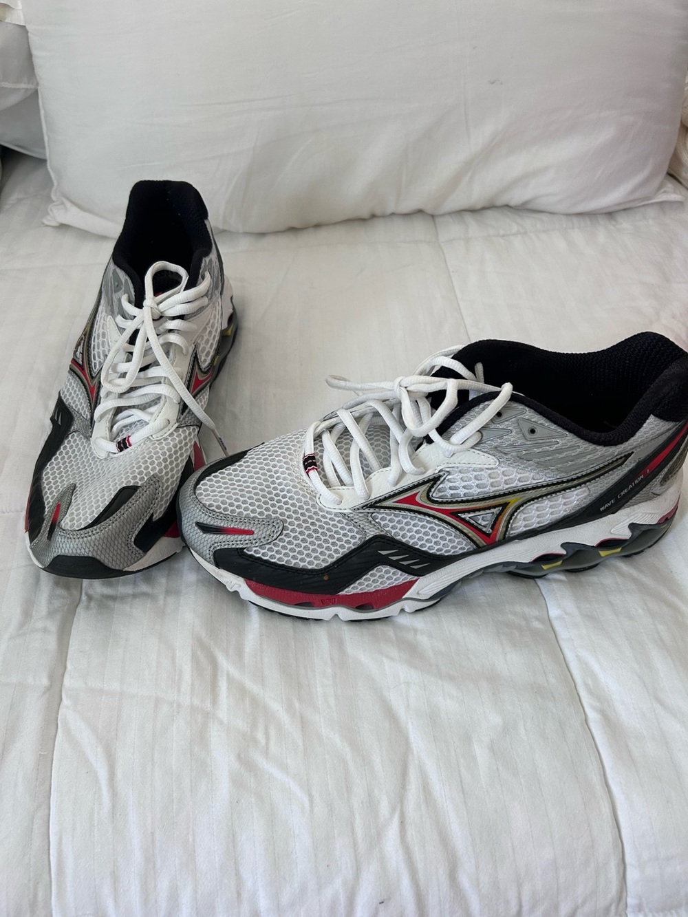Excellent Condition Mens sz11.5 Mizuno Wave Creation 7 Shoes